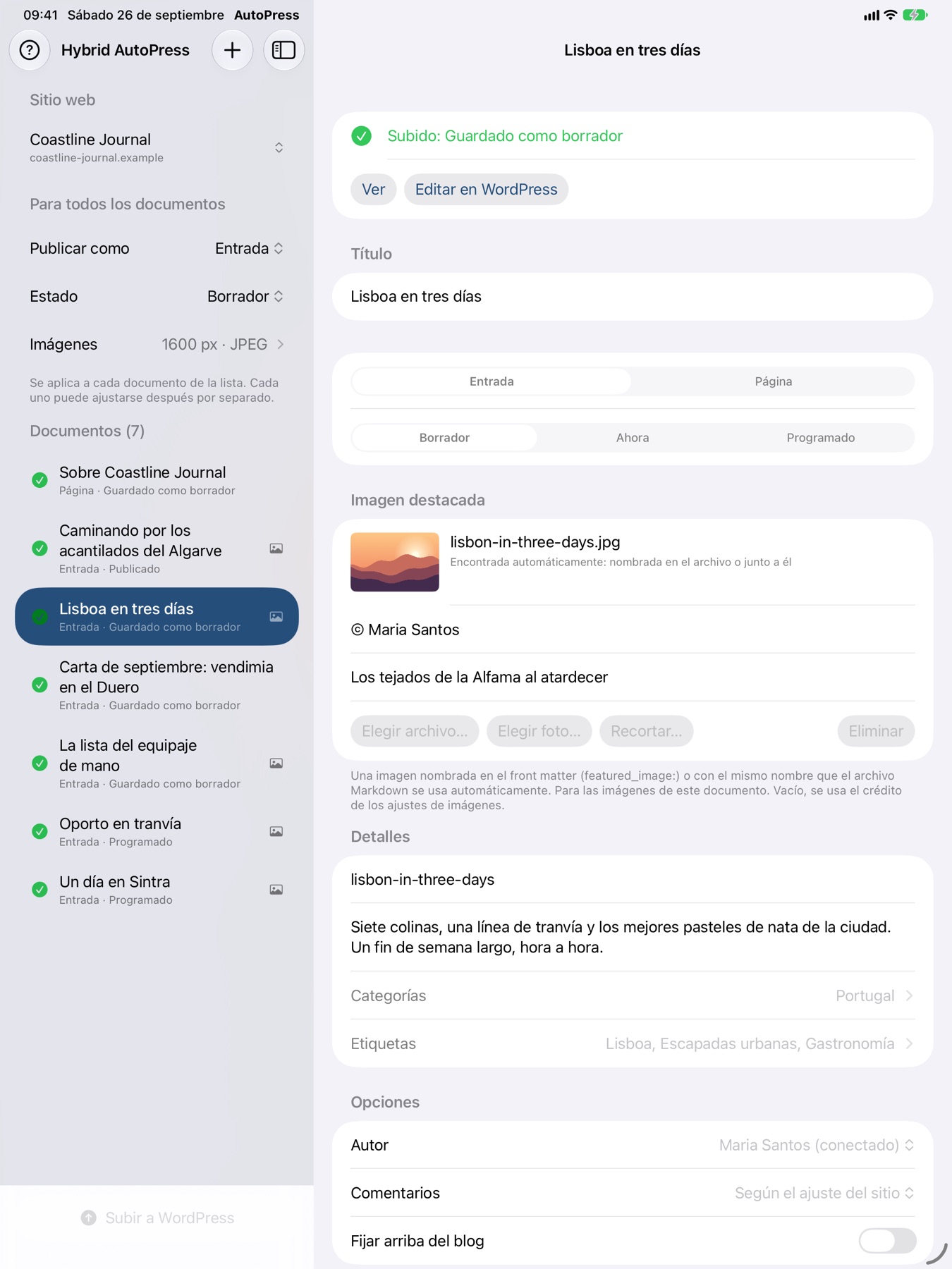 Hybrid AutoPress en el iPad: los siete documentos subidos, la entrada seleccionada guardada como borrador.